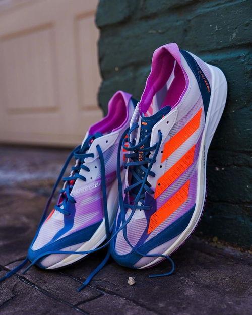 近期跑鞋爆料案例视频播放,视频播放背后的科技与潮流